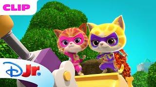 The Big Dirt Mountain ️ | SuperKitties ⭐ | Disney Jr. MENA