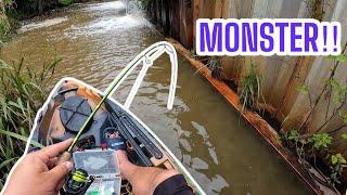 CRAPPIE FISHING & MY ROD BREAKS IN HALF FROM A PREHISTORIC MONSTER‼️