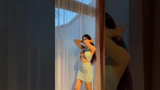 cwe hot bugil 18+ semok