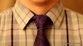 How to tie a tie - made simple (Half - Windsor Knot)