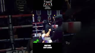 ведёт себя как обезьяна  #mma #ufc #popmma #бой #мма #кулачка