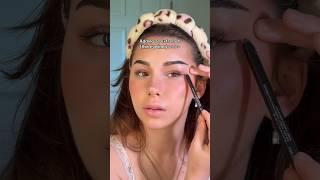 VIRAL MAKEUP HACK.. (It Works) #makeup #makeuphacks #eyeliner #girls #fyp