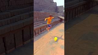 balloon popping jump #shorts #youtubeshorts #ytshort #balloon