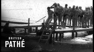 Bathing In Winter - Swimmers In Icy Moscow River    (1958)