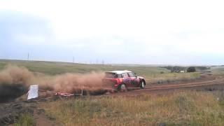 Ралли Мариуполь 2013 rally 2013 Кикирешко  входит в поворот