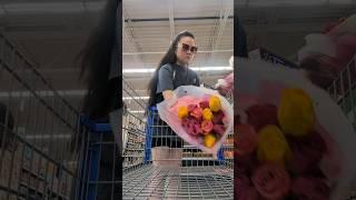 which roses? let's go grocery shopping at Walmart. #workingmom #groceryshopping
