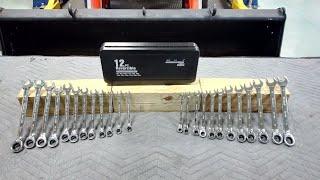 USA Black hawk vs new Taiwan black hawk ratchet wrenches,wow big difference!!