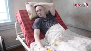 27-летний Максим Бронников не может ходить, после того, как искупался в реке