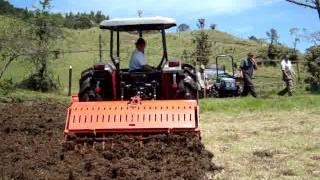 Tractor SAME Exp 95 + cavadora Tortella Tractocentro Colombia