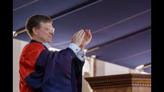 Michael Suarez speaks to UVA’s Class of 2025