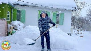 ЛЮТЫЕ МОРОЗЫ  и снегопад на хуторе, ЗАСТРЯЛИ В СУГРОБЕ на машине!