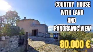 Three-bedroom country house with 7000 sqm of land, panoramic terrace, cellar and garage. Molise.