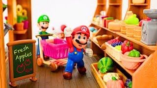 Mario Luigi and Toad Go Grocery Shopping to the Farmers Market | Making Colorful Cupcakes