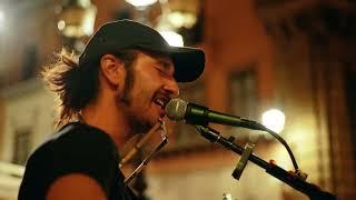 Nick Lazzarini - The Boxer (Simon & Garfunkel cover) - Busker in Palermo, Italy