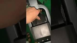 How to remove the battery for MX25