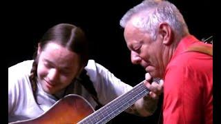 Billy Strings & Tommy Emmanuel jamming "Workin' Man Blues" Grey Fox 2019