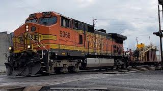 BNSF 5366 U-KLFTAC Unit Train, Chehalis Wa 01/28/2023