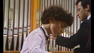 Evgeny Kissin plays Shostakovich Piano Concerto no. 1, op. 35 - video 1986