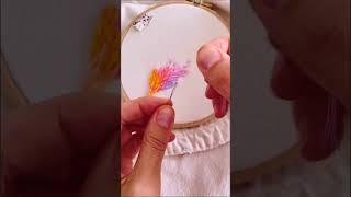 Easy way to thread a needle 🪡 #embroiderytips #embroideryartist