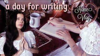 cozy casual home vlog: journaling/poetry advice, snack plates, perfume unboxing, etc. 