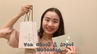 Van Cleef & Arpels Unboxing