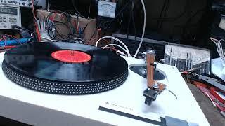 Kenwood KD-500 turntable with a Grace G-714 tonearm and a Fidelity Research FR1MK3 cartridge