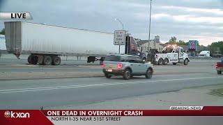 1 dead in I-35 crash involving 18-wheeler