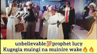 BISHOP LUCY KUGEGIA MUINGI NA MUINIRE WAKEAKIINGIRA IGONGONAINI RIAKE