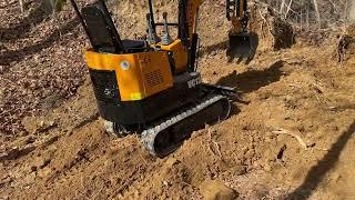 Trying a Cheap Chinese mini Excavator !!!