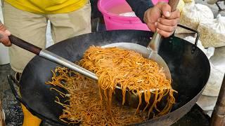 Noodles Master ! $0,4 Fried Noodles in Penang - Malaysia Street Food