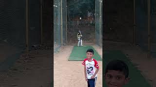 FUTURE SHANE WARNE MADAD ABBAS LEGSPIN BOWLING MAGICIAN #googly #legspin #wrongun