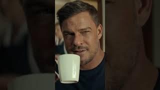 Coffee breaks with REACHER  #REACHER #REACHERSeason3 #JackReacher #AlanRitchson #CaitlinMcNerney