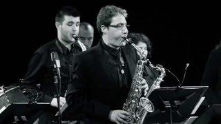"Quadrichromie" (Robert Lemay). Alfonso Padilla ( Solo saxophone) Lars Mlekusch ( Conductor)