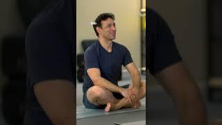 We try yoga with TOP leader Raf Manji | Newshub #election2023 #TOP #newshub