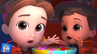 Monsters Are Out, Happy Halloween Rhyme & Song for Kids