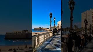 Walk through the Most Beautiful City in Andalucía, Spain  CÁDIZ  #travel #citytour #walk