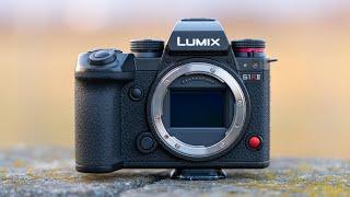 Panasonic S1R II Review: 44 MP + 40 FPS + 8K = Take My Money