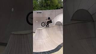 COREY MARTINEZ SHOWING US HOW TO US A SPINE #unitedbikeco #bmx #unitedbmx