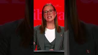 Liberal leadership hopefuls face off in French-language debate