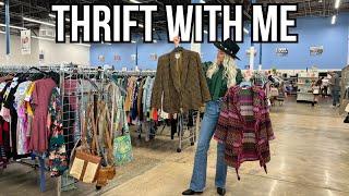  THRIFT WITH ME AT GOODWILL | Rodeo Outfit Inspo & Western Aesthetic Try-On Haul!