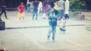 Baby follow us | Non Fiction