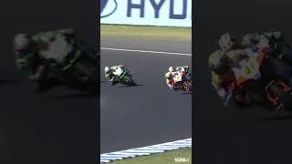 Bassani vs Rea at Turn 1 Phillip Island  | #AUSWorldSBK 