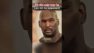 He knew he didn't have the strength to win, so he chose to launch a surprise attack#boxing