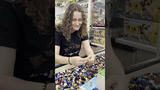 Brickarms Delivery!! #friends #minifigures