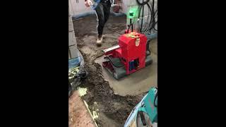 Roya Screed Robot R Model on Work