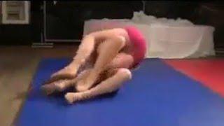 Hard Rolling Fight Between Two Girls #fight #girl