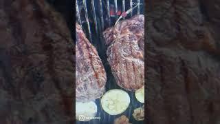 Дом-это гриль! А гриль самый вкусный способ приготовления еды.