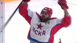 Неординарный гол Радулова в ворота СКА / Radulov assists to himself from a mid-air