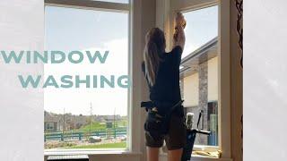 Relaxing Window Washing