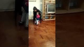 MI HERMANA SE PUSO A BAILAR COMO LOCA!!!!